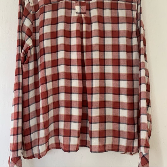 CURRENT/ELLIOTT The Lucy Tuck Blouse - Picture 13 of 16